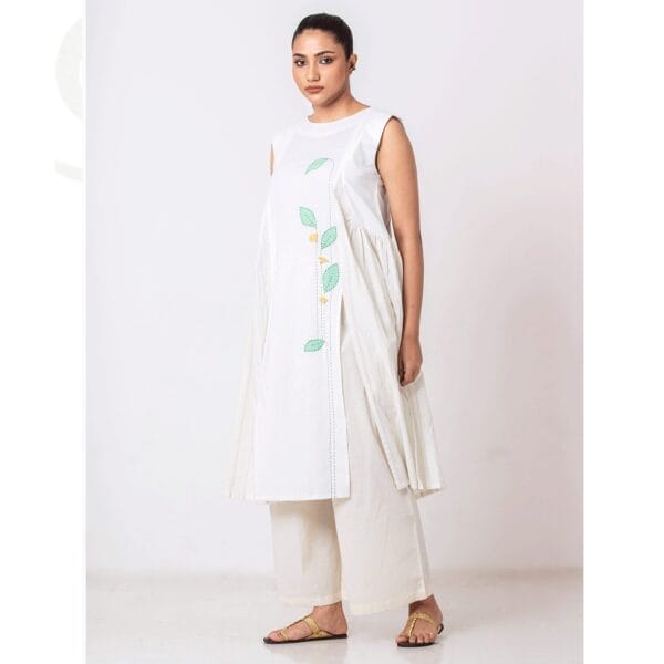White Floral Embroidered Layered Kurta Set